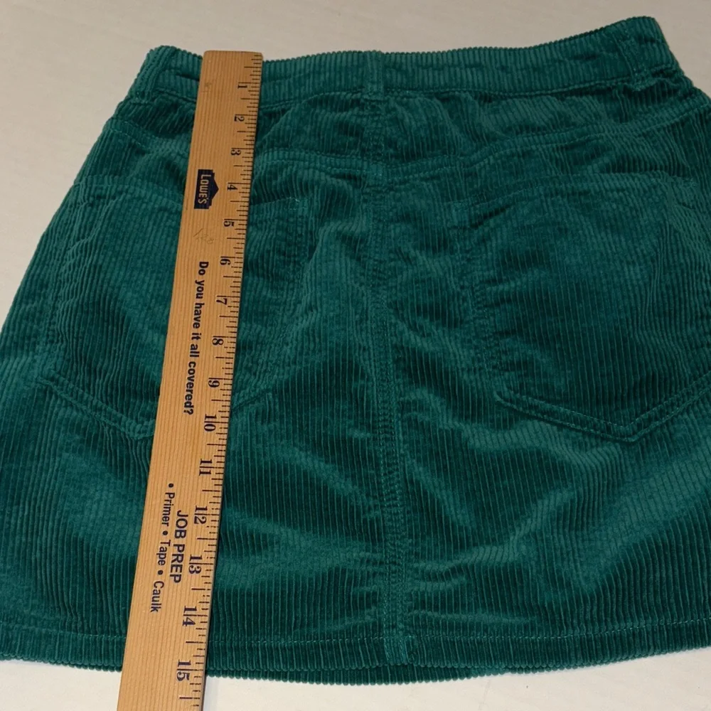 BONGO Hunter Green Corduroy Mini Skirt Women’s Size Medium